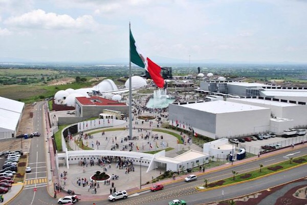 805D87DE-33F0-4AE0-B344-16172E08BB21