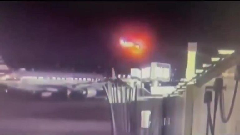 Sin sobrevivientes de accidente de avión en Washington