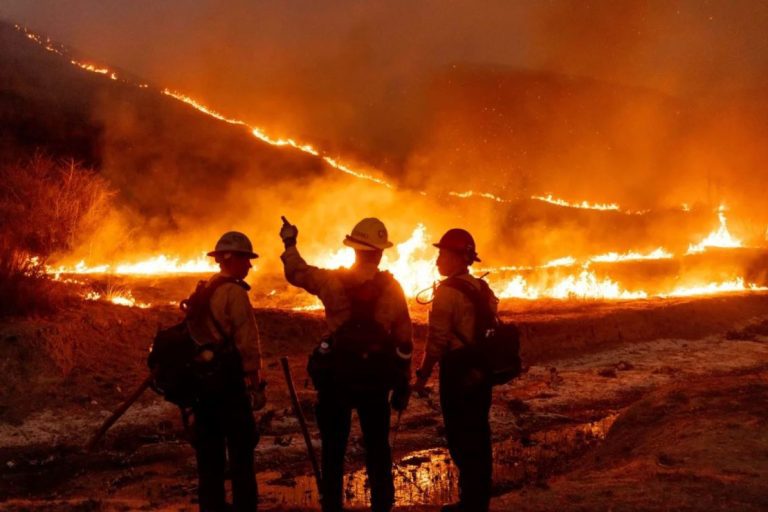 Incendios en Los Ángeles continuarán esta semana