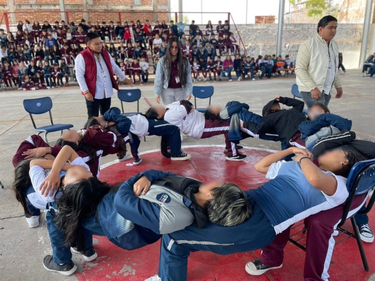 Promueve Subsecretaría de Prevención resolución de conflictos en paz y sin violencia entre alumnos de secundaria de Tarimoro