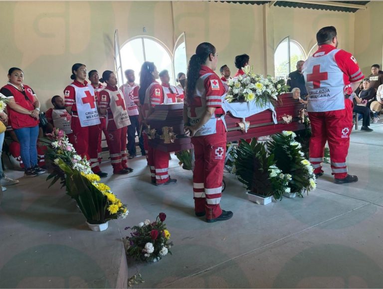 Despiden a Estefany Judith en Abasolo