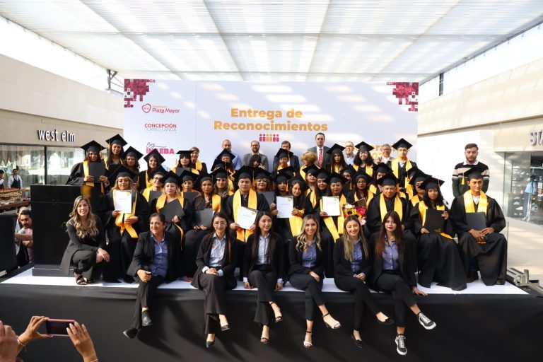 Guanajuato redujo un punto porcentual en rezago educativo