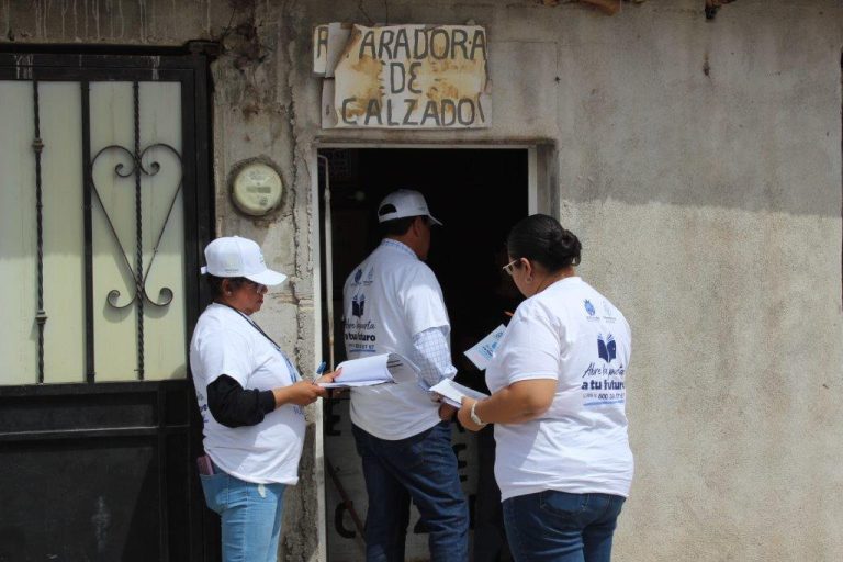 Voluntarios recorren Guanajuato para reincorporar a niñas, niños y jóvenes a la escuela