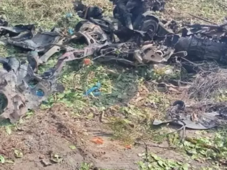 Explota coche bomba en límites de Michoacán y Colima