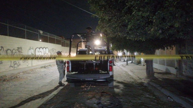 Atacan a dos motociclistas en León