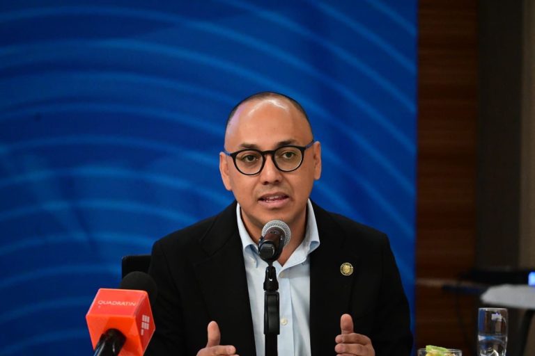 Acusa Diputado Diego Barroso a Federación de abandonar hospitales