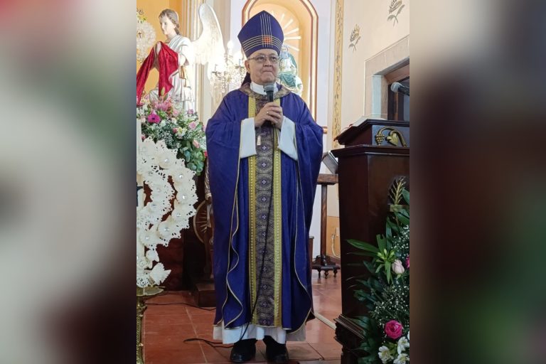 Obispo de Irapuato expresa indignación tras hallazgo de campo de exterminio en Jalisco