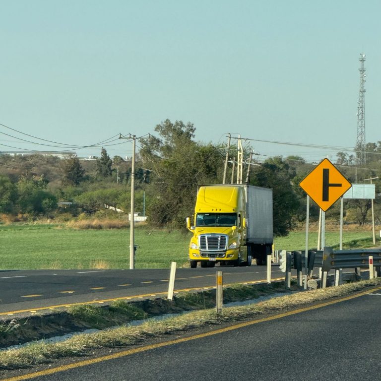 Refuerzan operativos de vigilancia en carreteras
