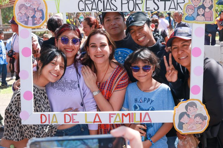 Celebran Día de la Familia en Irapuato