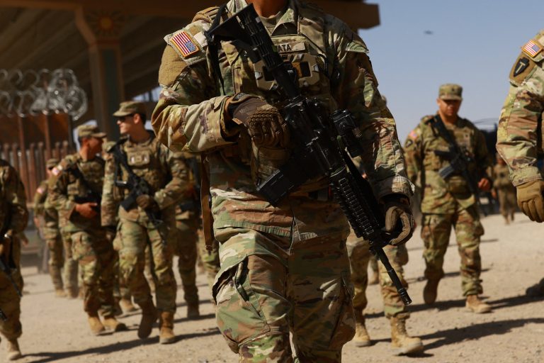 EU desplegará 3 mil militares adicionales en la frontera con México