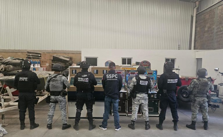 Aseguran 52 máquinas tragamonedas durante operativo conjunto en varias colonias de León