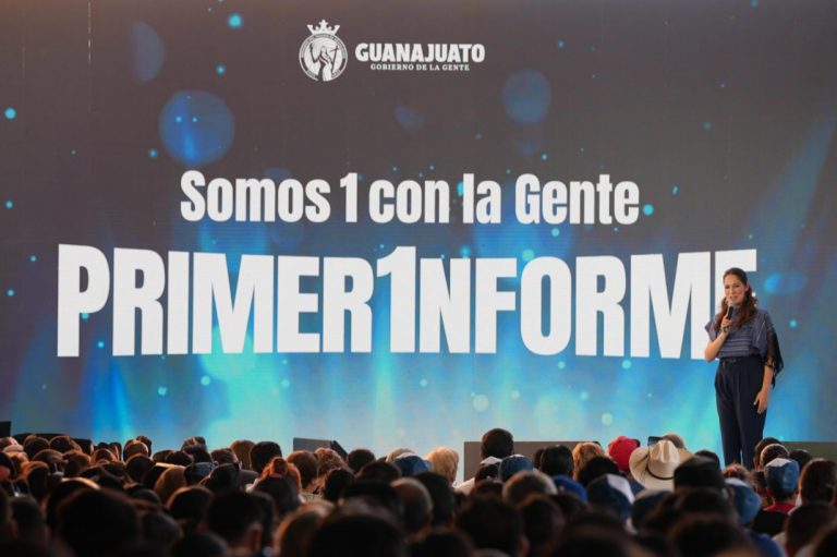 Presenta Libia su Primer Informe de Gobierno en Pénjamo