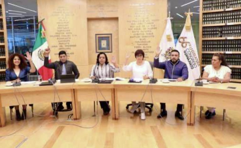 Aprueban metodologías de iniciativas en materia de protección de derechos humanos