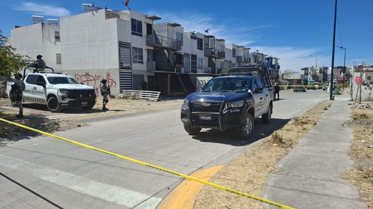 Pelea entre vecinos termina con un hombre asesinado y una mujer herida de bala