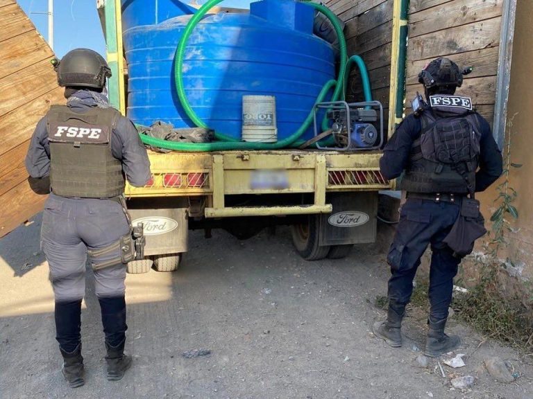 Recuperan casi medio millón de litros de hidrocarburo