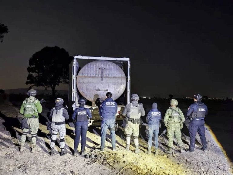 Detona robo de combustible la violencia en Celaya