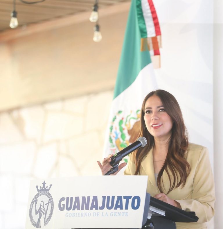 Gobernadora no descarta solicitar préstamo para proyectos del estado