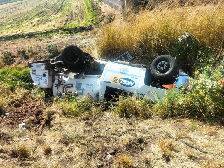 Vuelva pipa con gas en la Irapuato -Abasolo