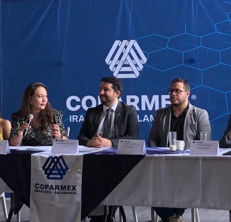Pide COPARMEX implementar paulatinamente nueva jornada laboral