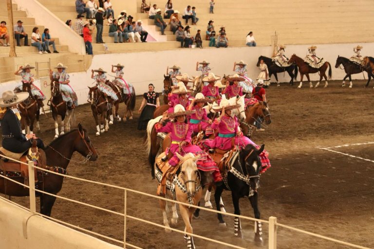 Realizan Tercer Encuentro de Escaramuzas en Irapuato