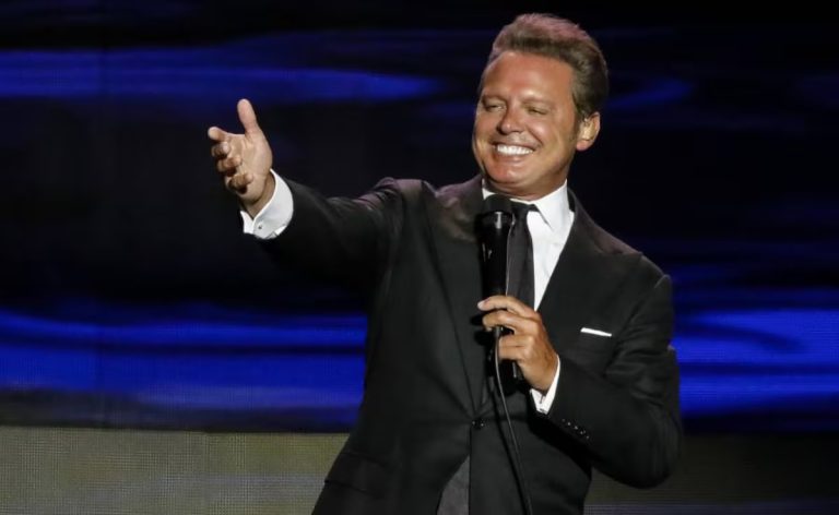 Hoy Luis Miguel cumple 55 años