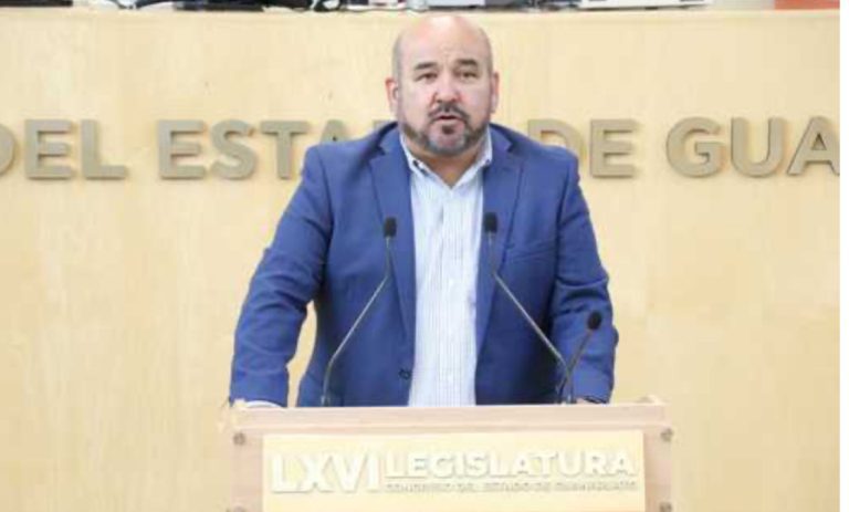 Presentan iniciativa para garantizar acceso igualitario a la justicia administrativa