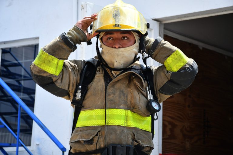 Fallece Fabián, elemento de Bomberos que resultó herido tras una explosión