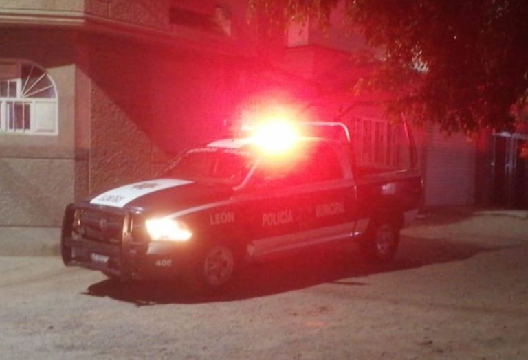 Madre e hijo son asesinados a balazos dentro de su casa en Paseos de las Torres