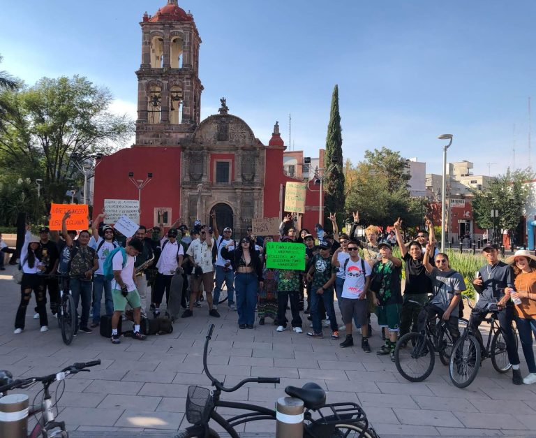 Exigen legalización del uso recreativo de la marihuana con Marcha 4:20
