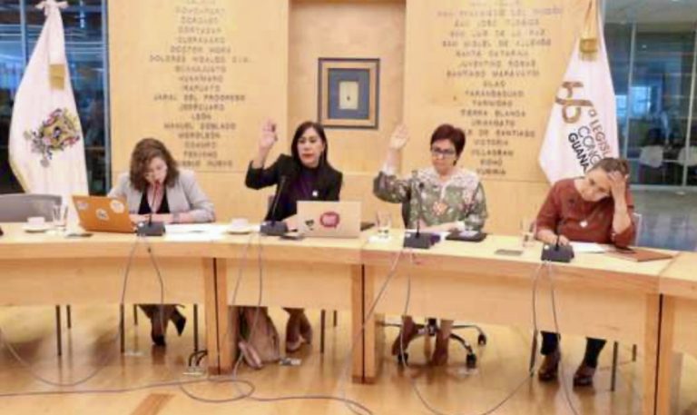 Sesiona Comisión para la Igualdad de Género