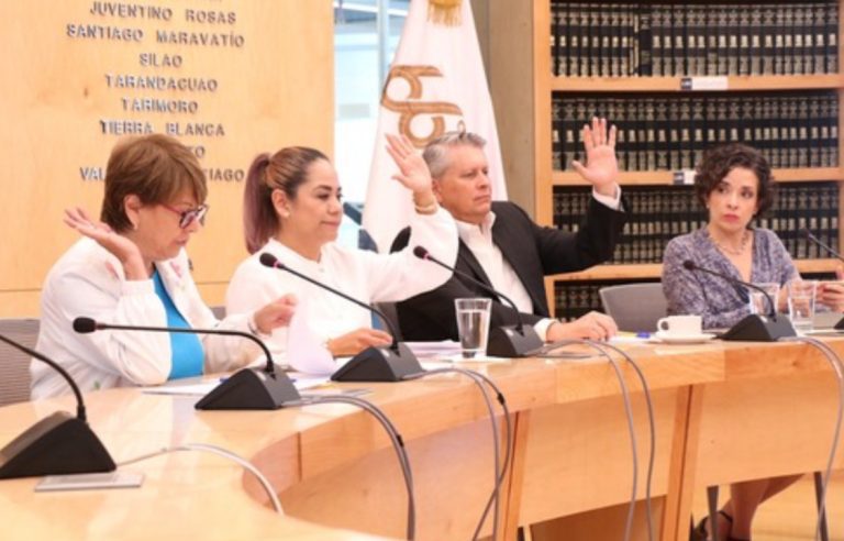 Dan trámite a diversos asuntos en materia de Desarrollo Urbano y Obra Pública