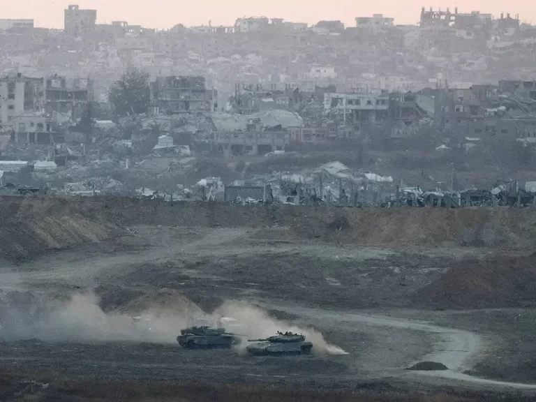 Israel convoca a reservistas para continuar la invasión en Gaza