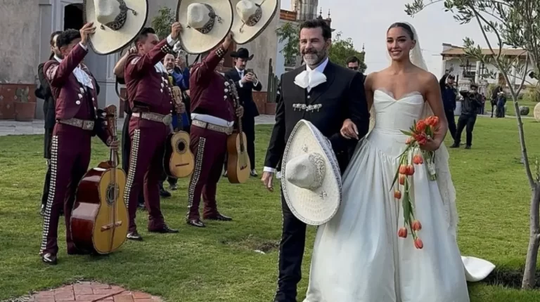 Se casó Alejandra Capetillo, hija de Biby Gaytán y Eduardo Capetillo