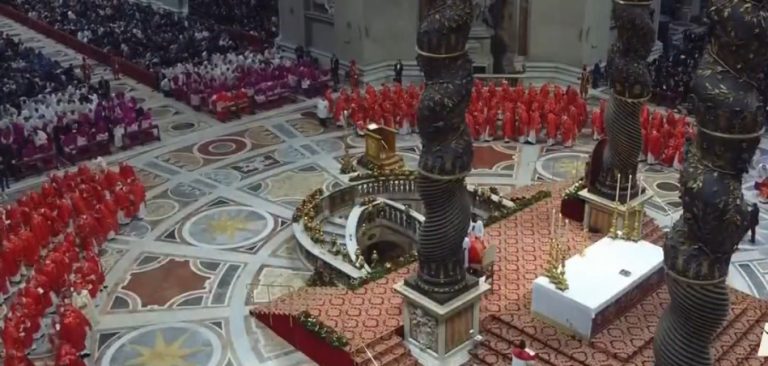 Inicia Cónclave en Roma