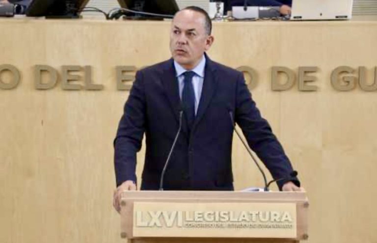 Buscan reconocer el pago de salarios caídos al personal policial