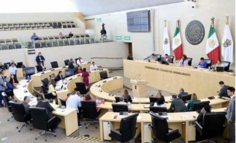 Exhortan a autoridades federales a proteger la industria nacional del calzado