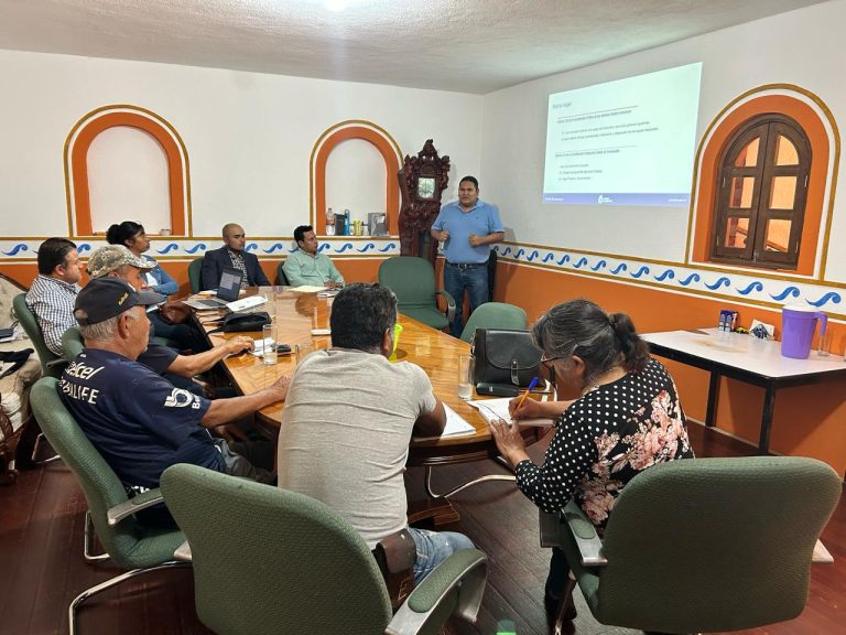 Capacitan a comités rurales de agua en Santa Catarina