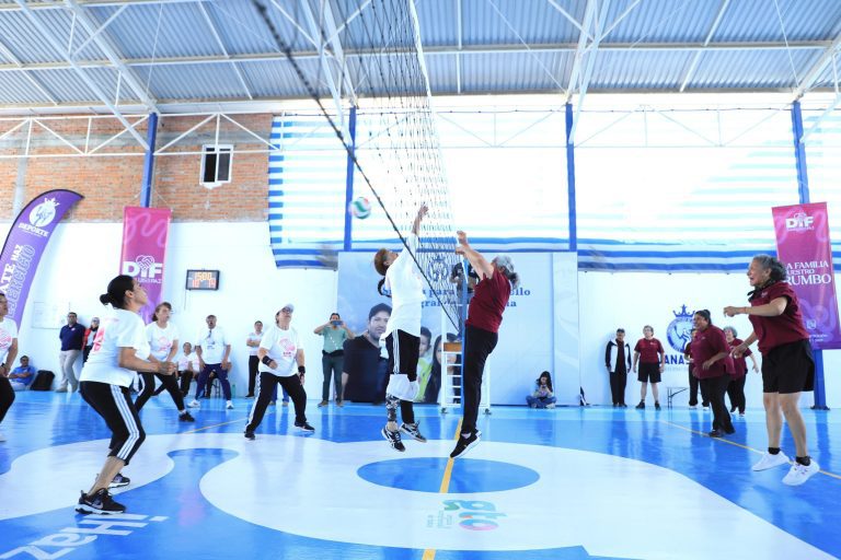 Celebran Torneo Regional de Cachibol Femenil en San Luis de La Paz
