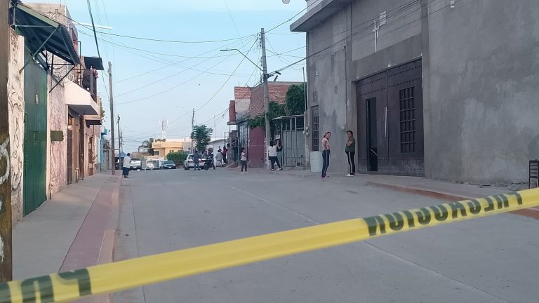 Matan a esposa de policía en activo de León