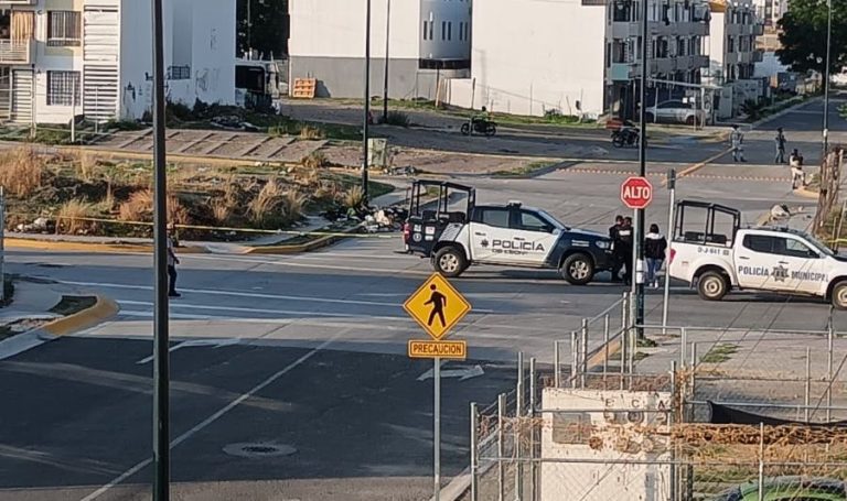 Localizan a hombre sin vida tirado en la banqueta de Brisas del Campestre