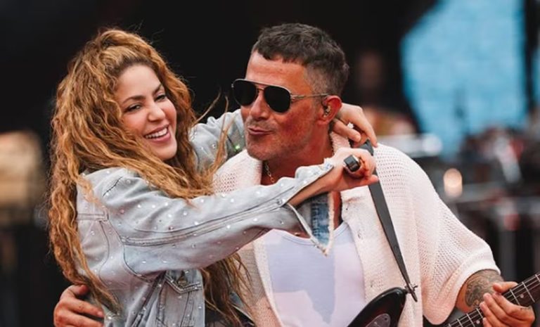 Alejandro Sanz le declara su cariño a Shakira en redes tras concierto en Miami