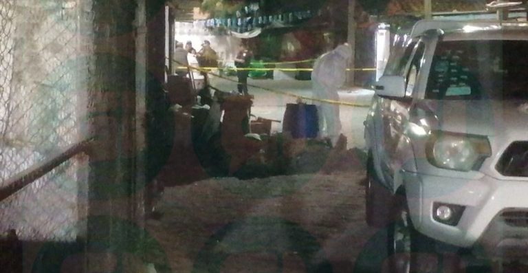 Hombre es asesinado en calles de colonia Río Escondido
