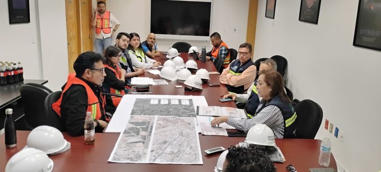 Dan seguimiento a construcción de estación del ferrocarril de pasajeros