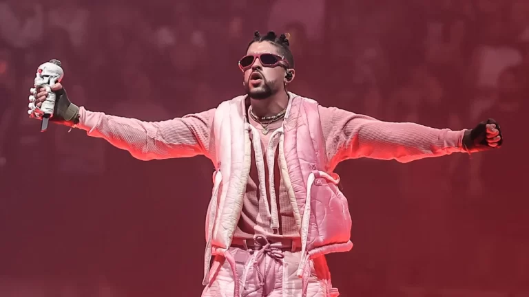 Bad Bunny ignora Estados Unidos en su nueva gira mundial