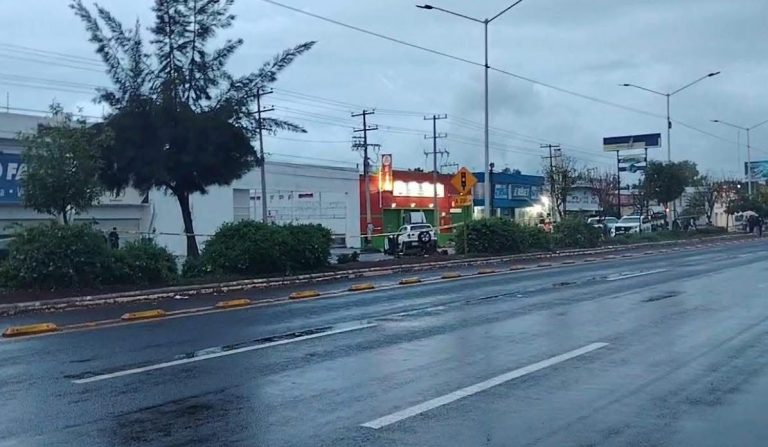 Motosicarios matan a pareja que circulaba en una camioneta en Avenida Tecnológico