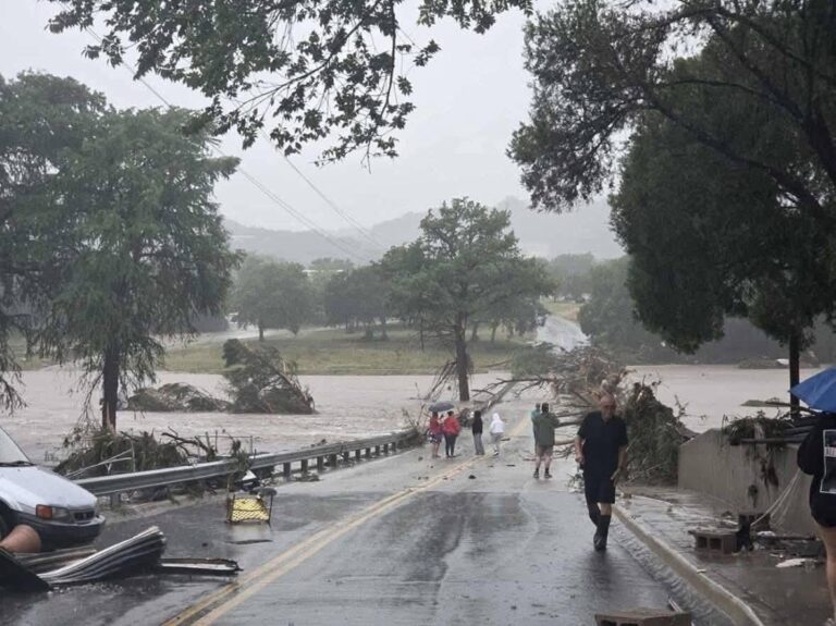 Gobierno del estado brinda apoyo a guanajuatenses afectados por inundaciones en Texas