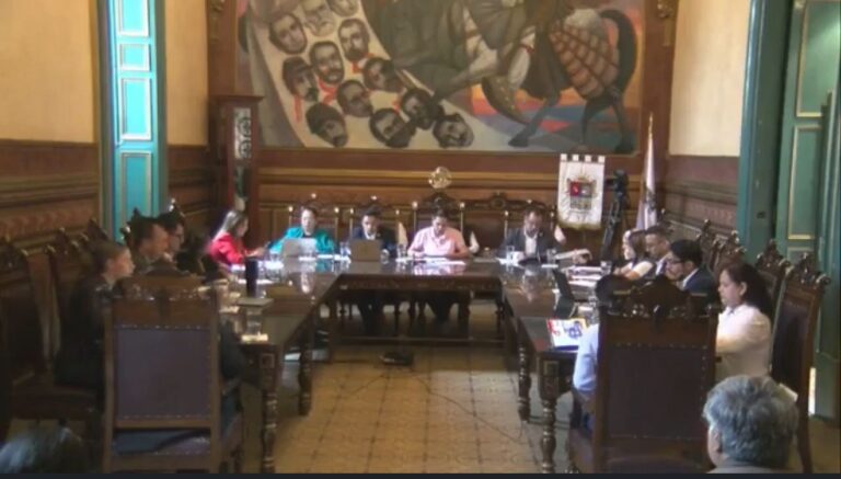 Tras debate, Ayuntamiento de Irapuato aprueba programa de seguridad pública