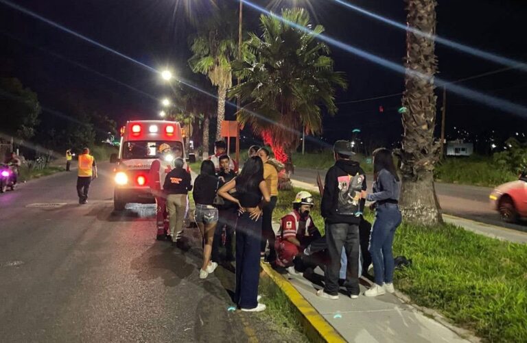 Menor de edad muere tras derrapar su moto en Acámbaro