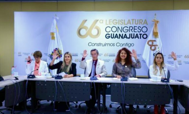 Sesiona Comisión de Salud Pública