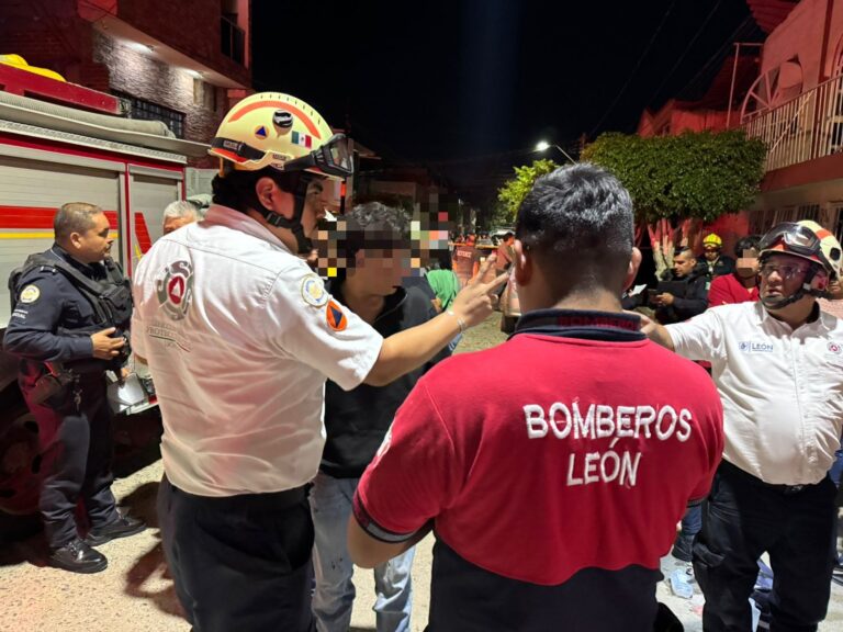 Explosión de vivienda en León deja 9 lesionados
